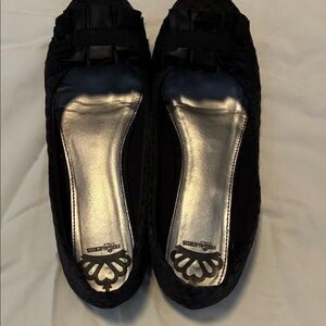 Skechers Black Women's Flats with Bow Accent